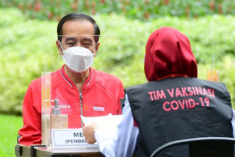 Salah Pembisik Jokowi di Balik Gonta-ganti Kebijakan Pandemi